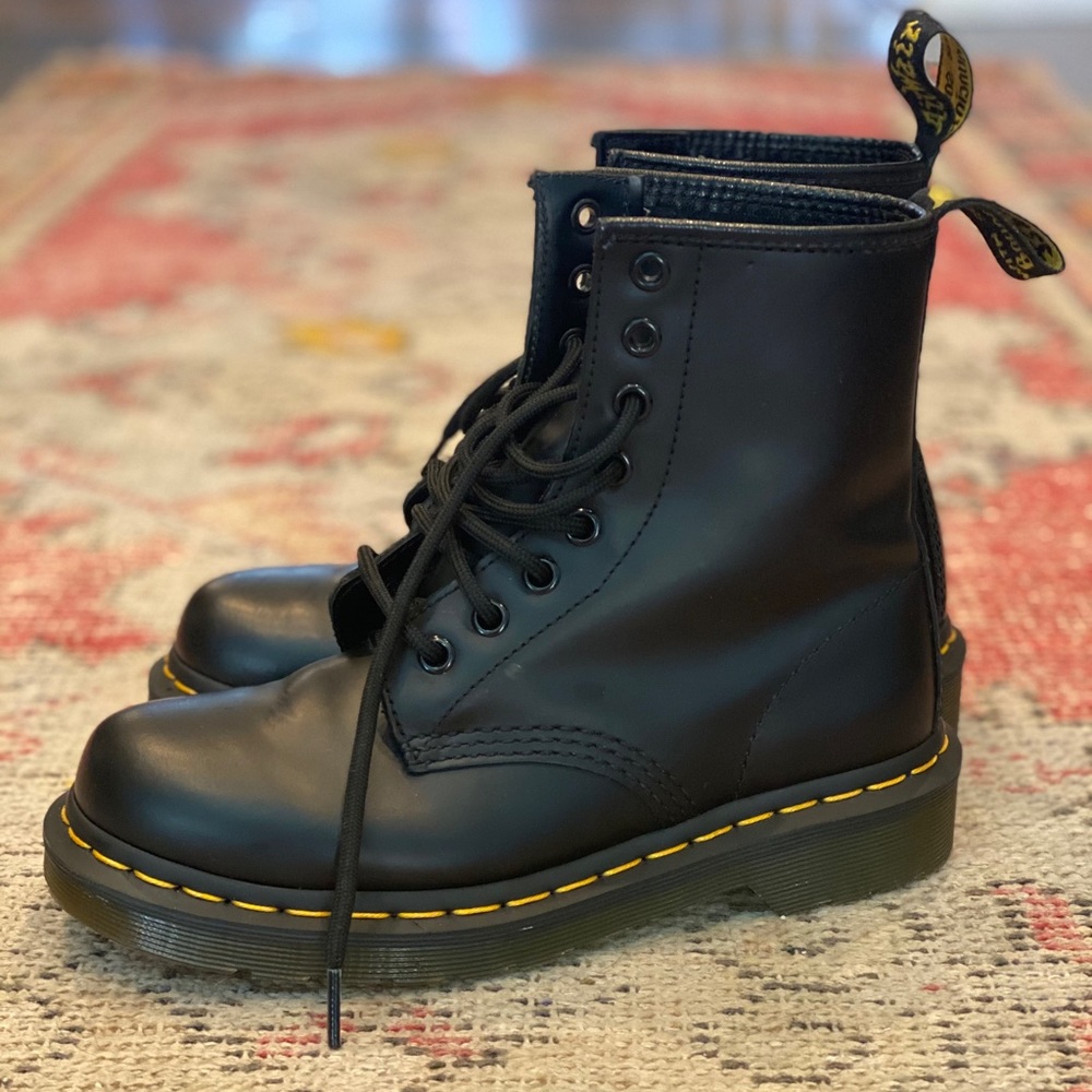 Dr. Martens 1460 Smooth Leather Boot